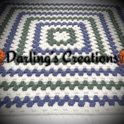 Beautiful crochet baby blanket