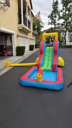 Inflatable Water Slide with Pool