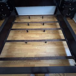 Calking Bed Frame Set