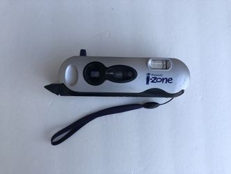 Polaroid i-Zone camera