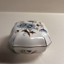 ZSOLNAY Limited Edition Porcelain Trinket Box – Hand-Painted Raised Floral – Hungary 2005