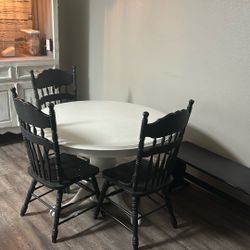 Dinning Table 
