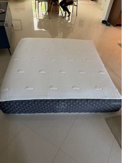 Puffy Lux King Mattress