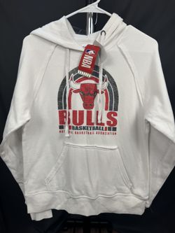 Chicago Bulls NBA Hoodie – White Graphic Hoodie – New With Tags – Size M or L 