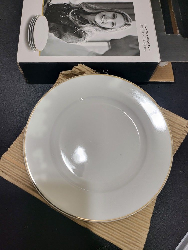 π½οΈ Jones New York Gold-Rimmed Salad Plates (Set of 4) β NEW!