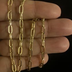 14k Gold Paperclip Necklace