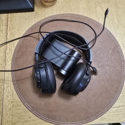 Arctis Nova Wireless Pro Xbox Edition