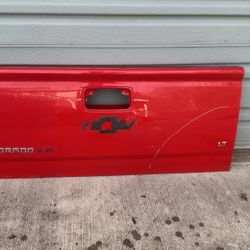 2015 2016 2017 2018 CHEVY CHEVROLET COLORADO TAILGATE