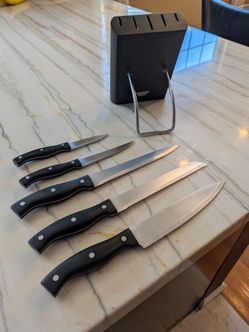 Sharper Image 5 Piece Knife Set and Block
