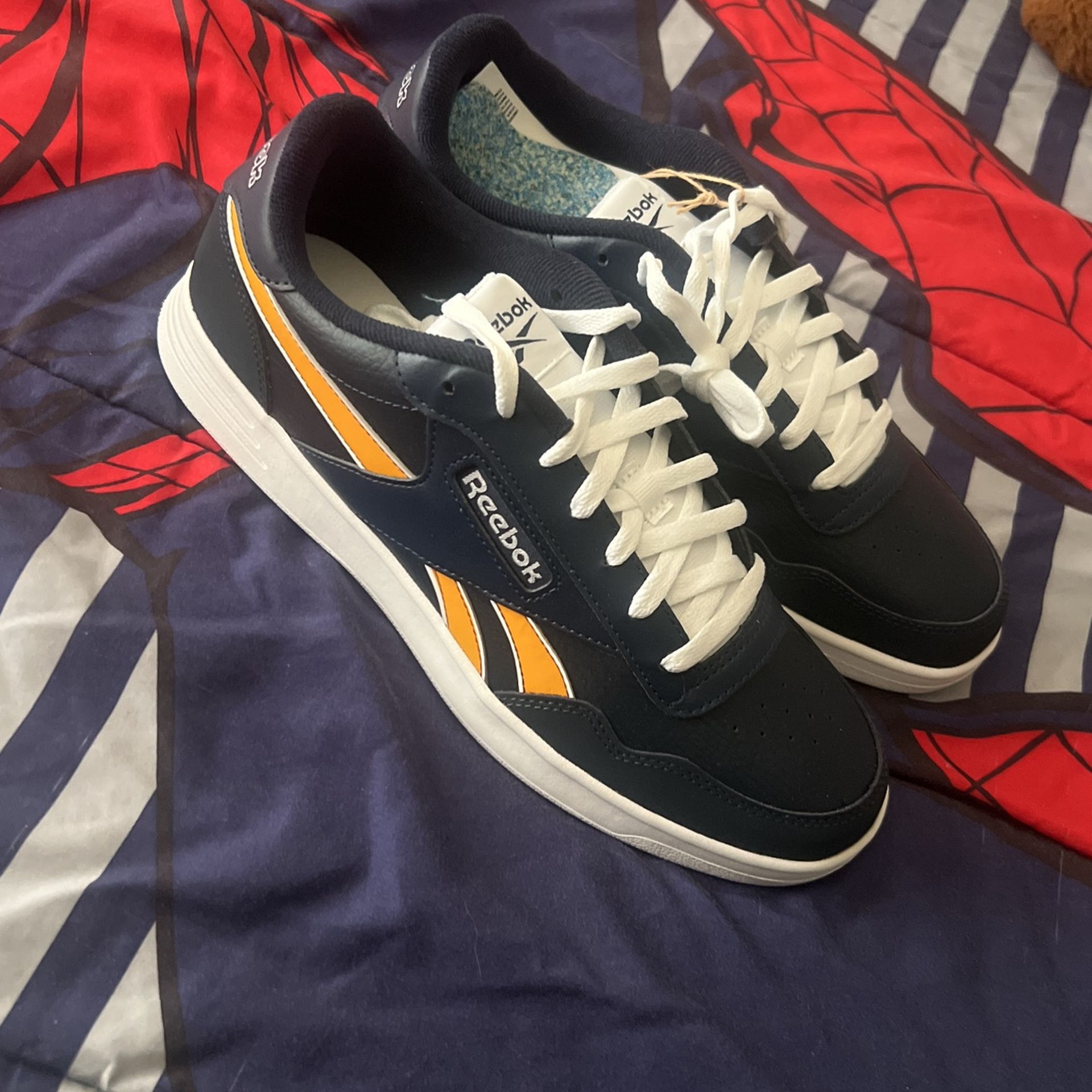 REEBOK