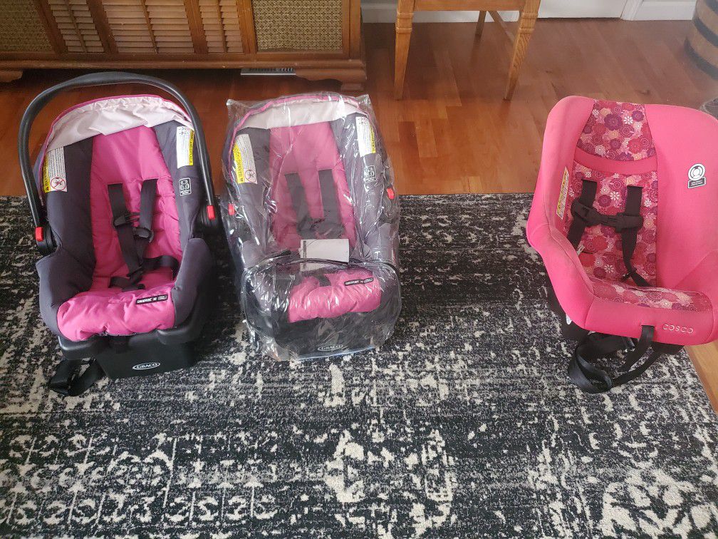 Car seats/baby seats