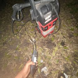 1800 PSI Pressure Washer 