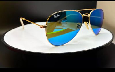 Brand New Sealed Ray-Ban RB3025 Aviator  Sunglasses in Mirrored Blue Lenses, L