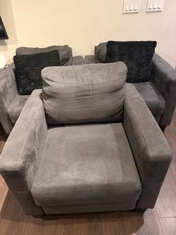 4 arm chairs