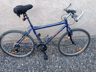 Huffy Triathlon Pro Iron man Mountain Bike (Worcester)