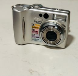 Nikon Coolpix 3200 3.2MP Digital Camera with 3x Optical