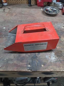 Hanco Imports Berry picker