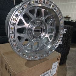 17 KMC 6x135 Ford