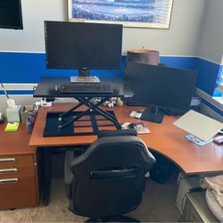 *** GIVE YOUR BACK A BREAK From Sitting for Hours with this Desk Top Hydraulic Standing Desk ***