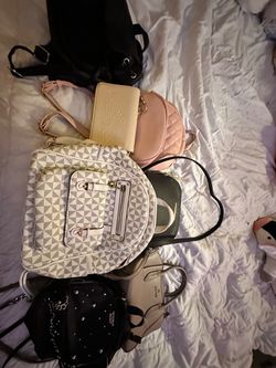 Used Purses 👜!! (Taking offers!!💕)