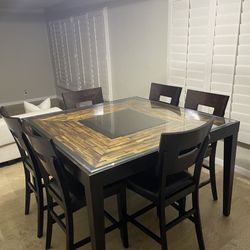 Glass Top Dinning Table And 6 Chairs 