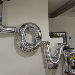 Love Balloons 4 Letters For $10 Dlls 