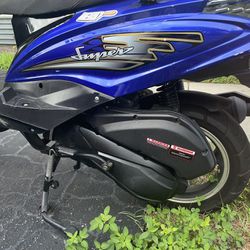 Moped 200 cc 2022