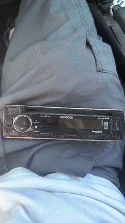 Kenwood KDC-X305 receiver