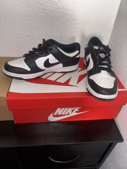 Nike Panda Dunks