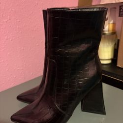 Women’s Boots
