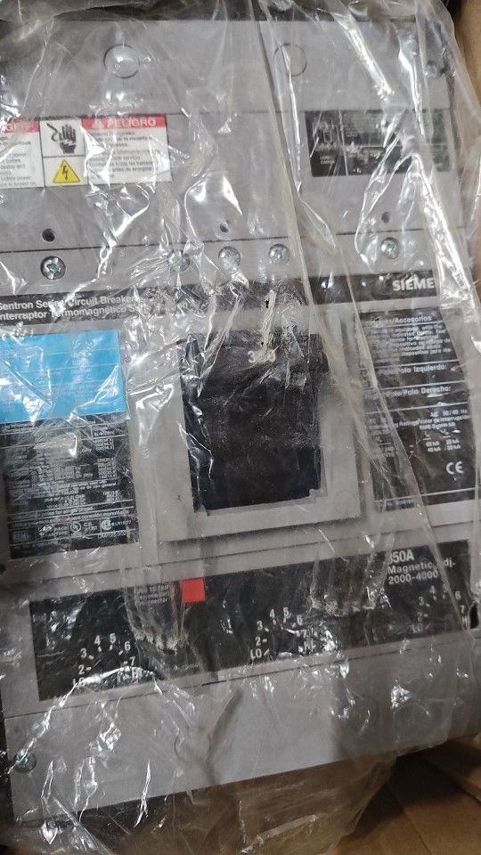 Brand New Siemens 350amp Breaker 