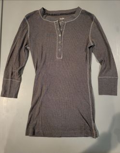 🩶 Mossimo Women’s Medium Gray Ribbed Henley Long Sleeve Thermal Top