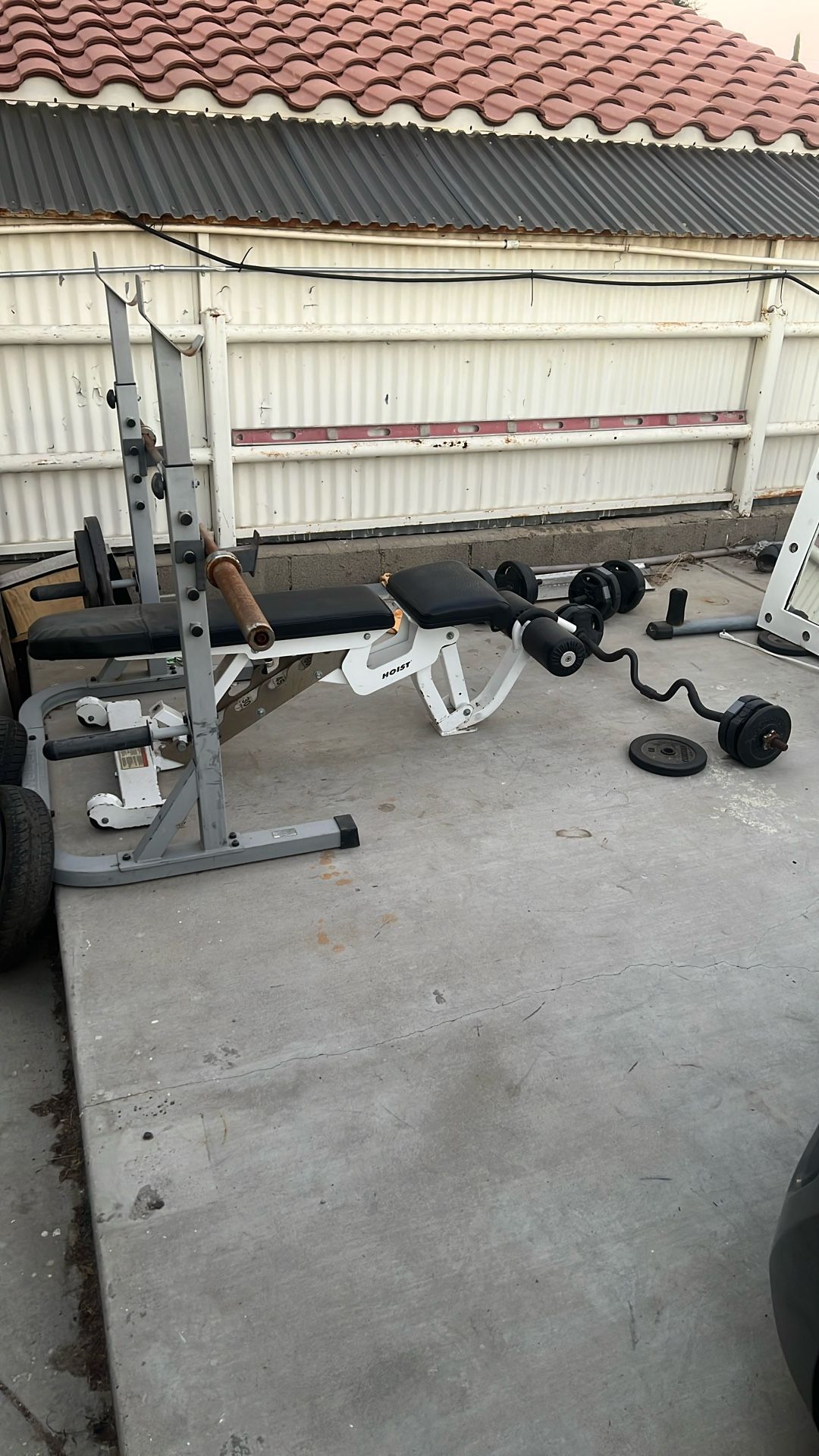 Selling weights and bench 