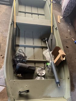 12 foot John Boat