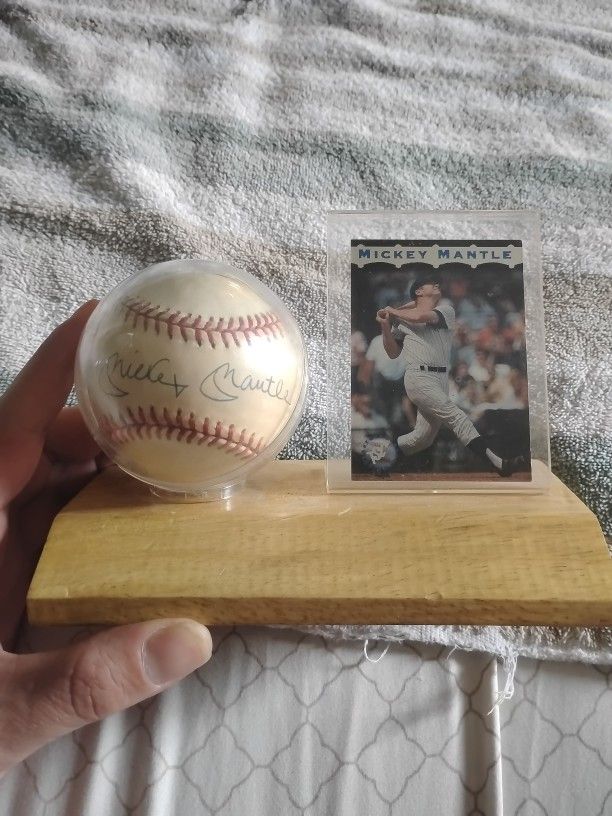 Mickey Mantle Autographed Baseball