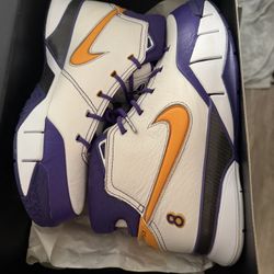Kobe 1’s “Think 16” Size 11