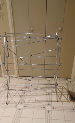Laundry Rack (needs to be assembled)