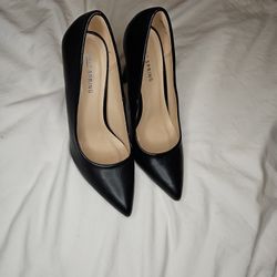 Black 3.5" Heels Size 6.5