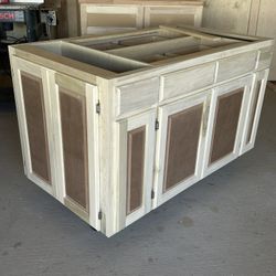 Cabinets 