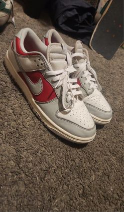 Nikes Dunk Low Iron Ore/Gym Red Ultraman