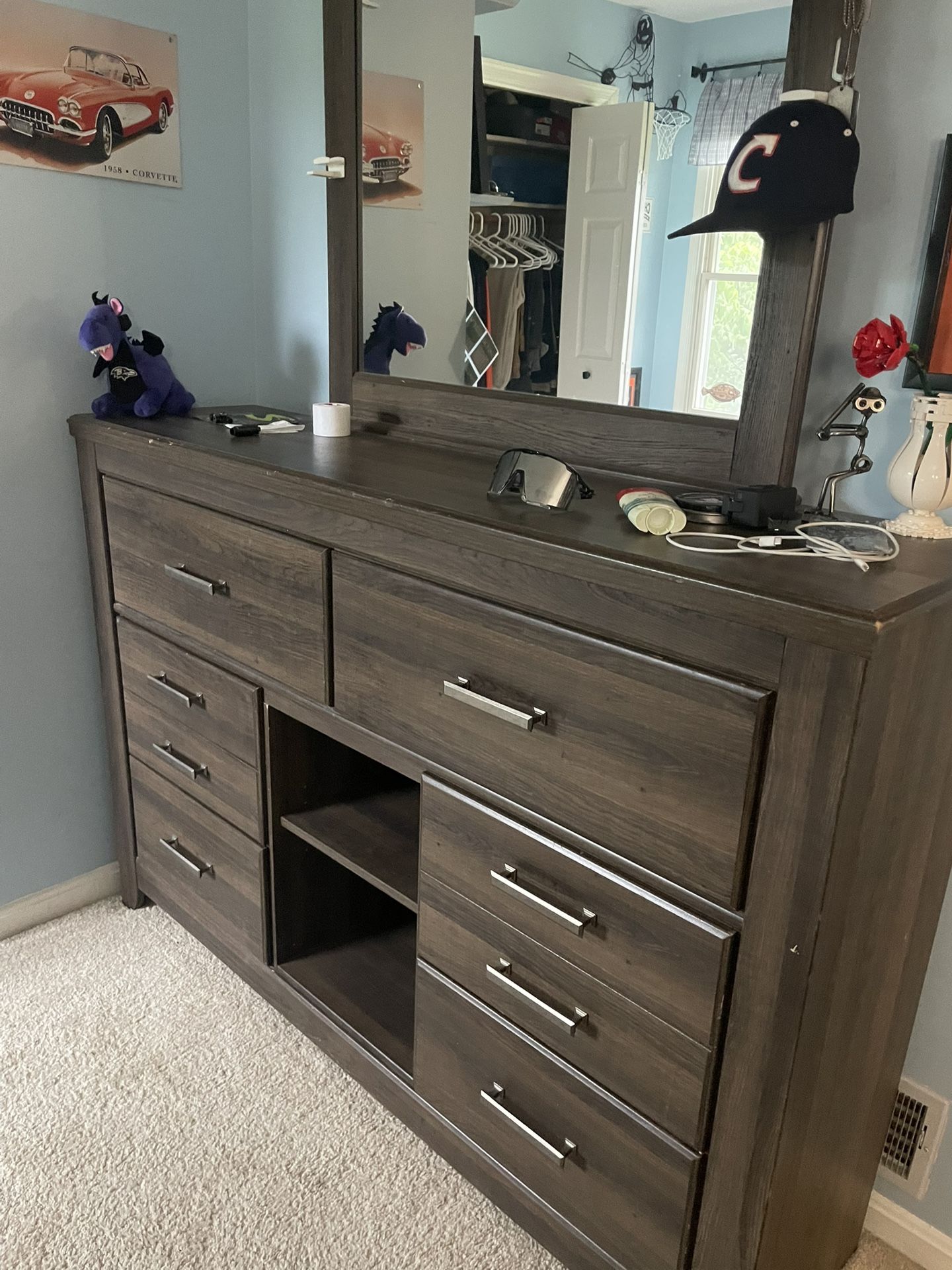 Dresser