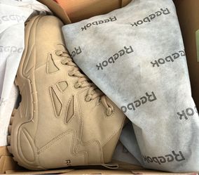 9.5 Men’s Boots