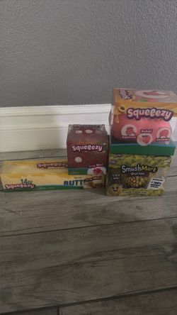 Squeeezy & SmushMart Squishy Toy Bundle