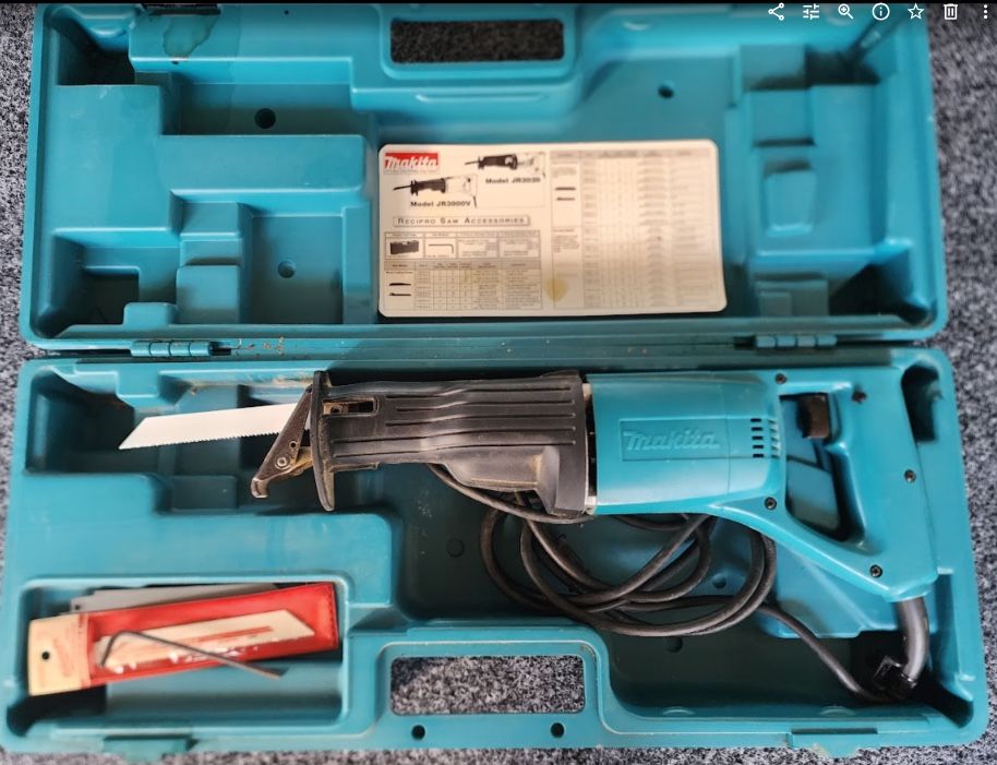 Makita Reciprocating Saw (Saws all) - 115v - Model JR300V - Corded