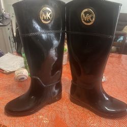 Michael Kors Boots Size 6