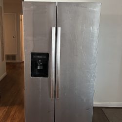 Amana Refrigerator