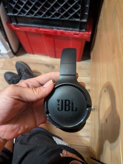 JBL Over-Ear Headphones Black