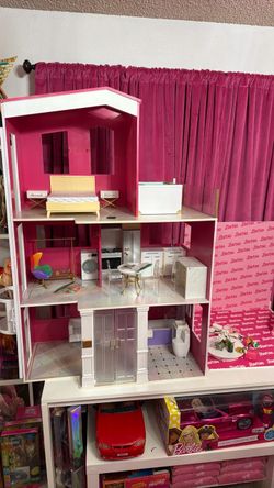Doll house