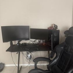 Gaming Set Up 
