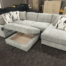  Big Comfy Grey Sectional And Ottoman 